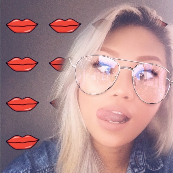 Meet the posher - Picture 1 of 2